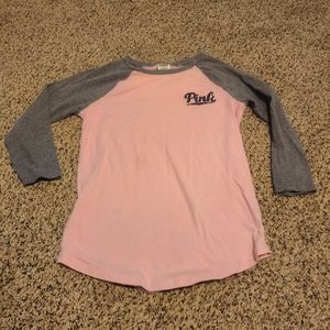 Vs pink shirt